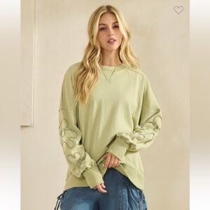 SF4 new Sage ➕ Fig squiggle sleeve cotton green sweatshirt small medium large